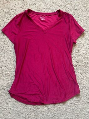 Raspberry Pink Basic Workout Tee V Neck